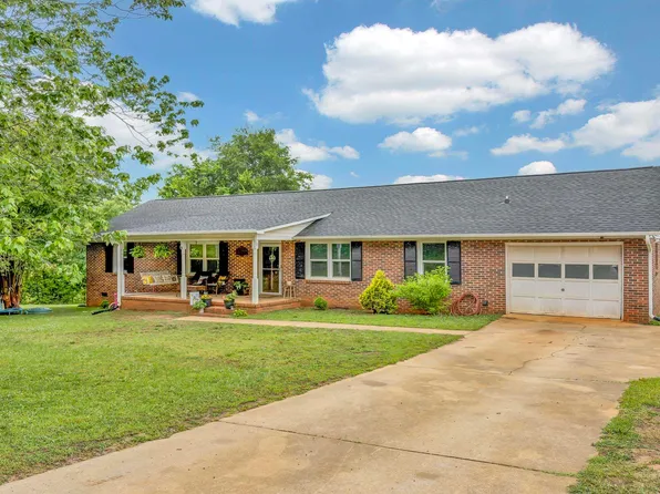 101 Newman Dr, Lyman, SC 29365