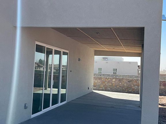 4th image of 15000 Hinojos Ave