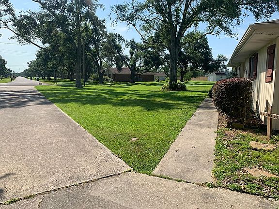 5th image of 1151 S Tamela Dr