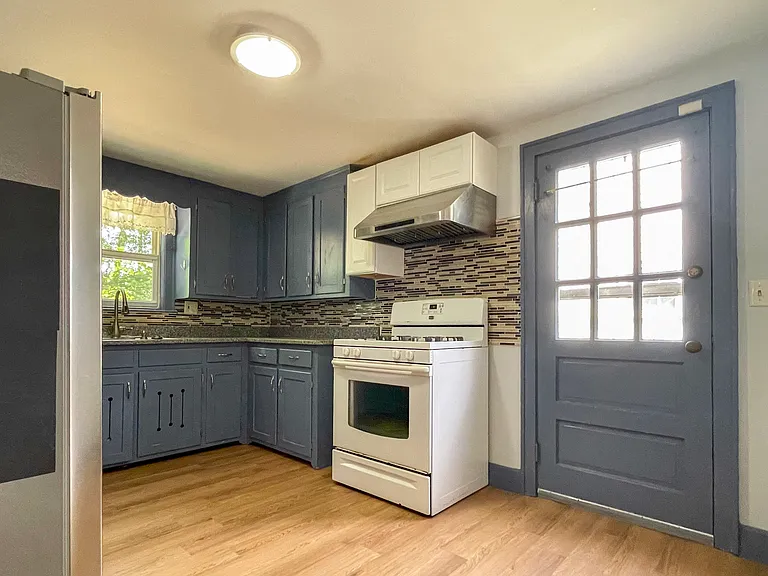 30 Oakmont Rd — Photo 7