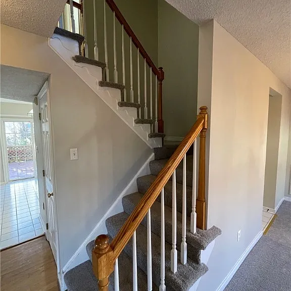 7806 Fern Hollow Dr — Photo 12