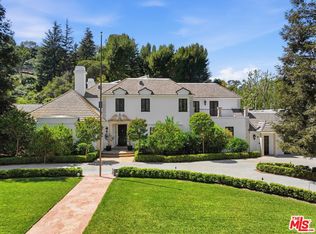 3801 Longridge Ave, Sherman Oaks, CA 91423