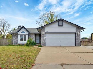 11107 W 3rd St N, Wichita, KS 67212