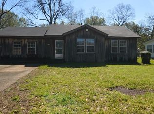 1452 Marilyn Ave, Greenville, MS 38703