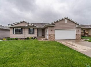 7004 W 64th St, Sioux Falls, SD 57106