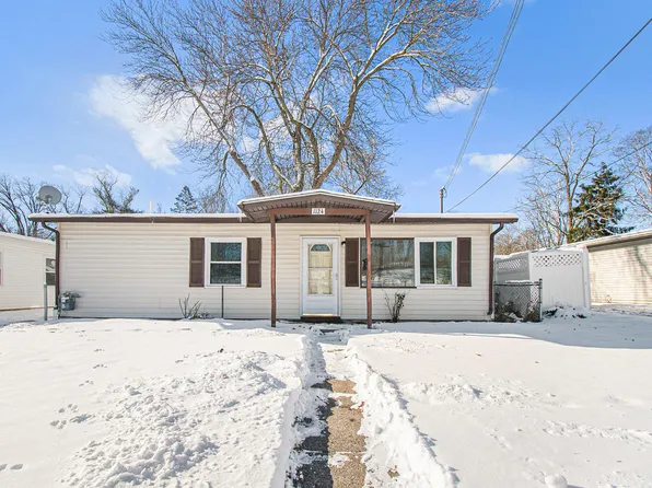 1124 S Clemens Ave, Lansing, MI 48912