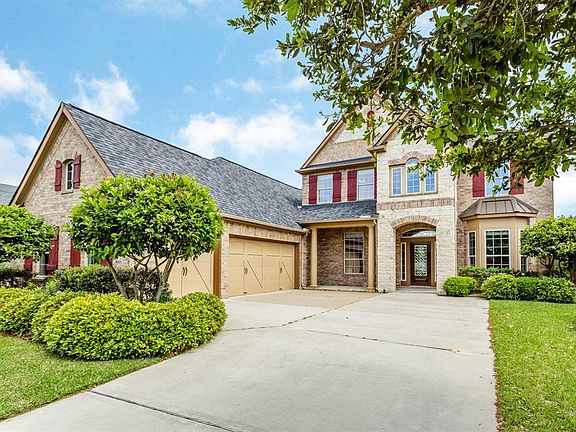 2nd image of 5907 Fulshear Plantation Dr