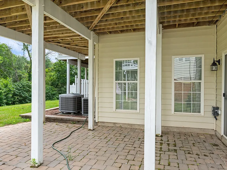20056 Northville Hills Ter — Photo 35