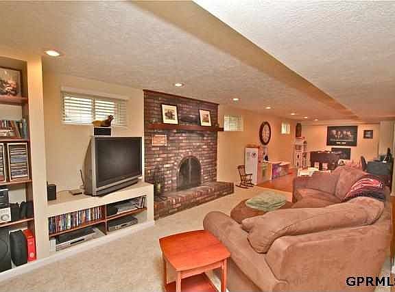 2nd image of 11742 Roanoke Blvd
