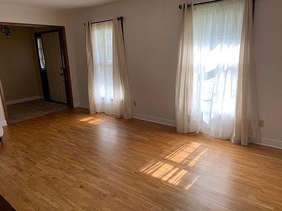 2nd image of 284 Shula Dr