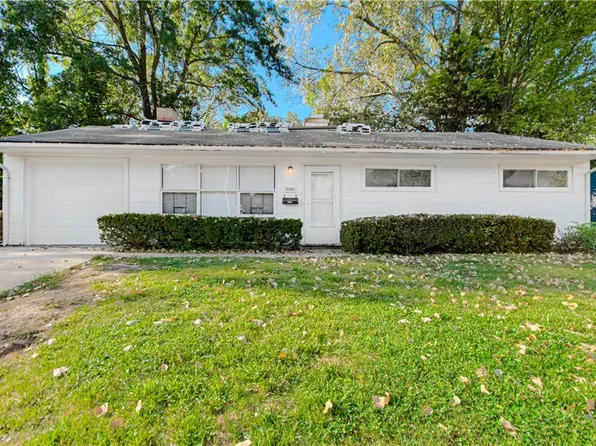 7001 E 107th St, Kansas City, MO 64134