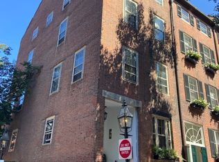 65 Pinckney St #2, Boston, MA 02114