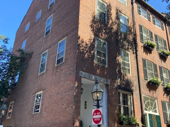65 Pinckney St #2, Boston, MA 02114