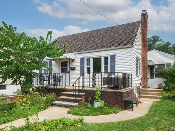 354 8th Ave, Pelham, NY 10803