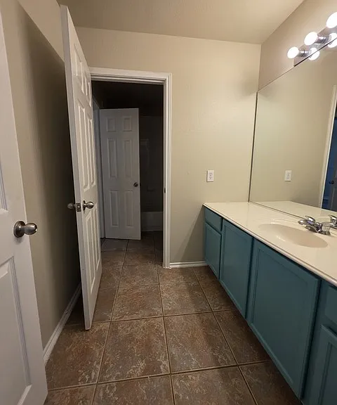 20907 Encino Ash — Photo 28
