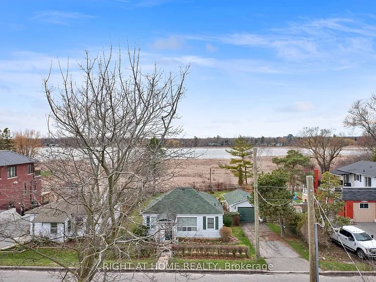 819 Fairview Ave — Photo 40