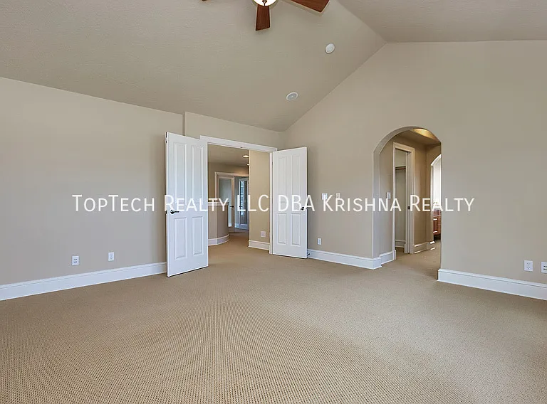 12649 NW Bayonne Ln — Photo 8