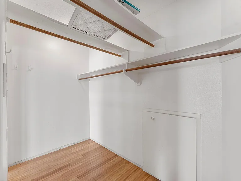 3920 Brookhaven Dr — Photo 23