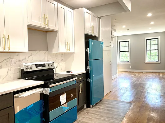 Rented by OT Real Estate | media 6