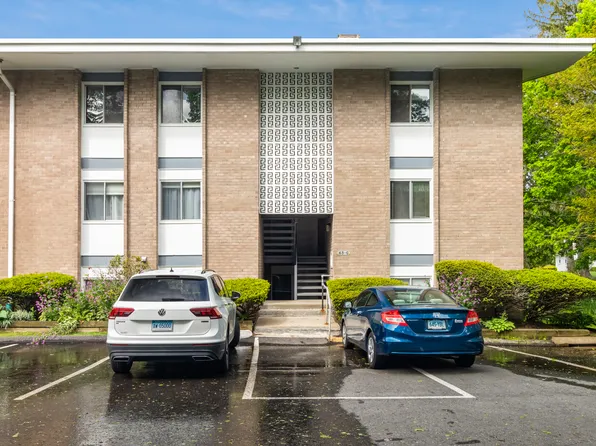 63 Niles Hill Road #C5, New London, CT 06320