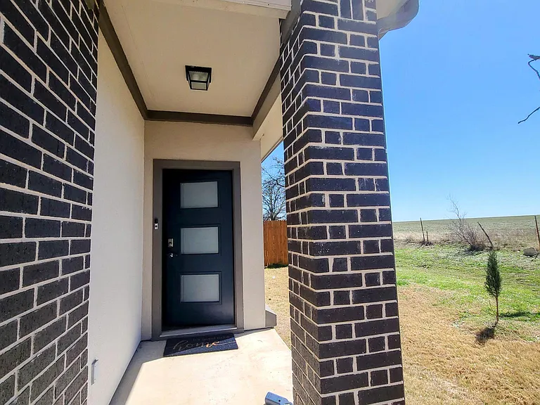 333 Gidran Trl — Photo 6