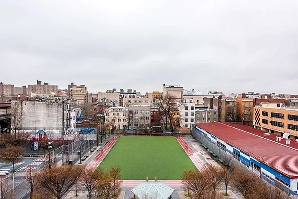 Rented by Nooklyn NYC LLC | media 54