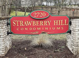 2720 State St APT 26, Hamden, CT 06517