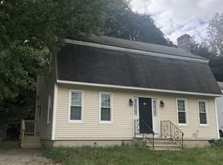 38 Catalpa Cir, Worcester, MA 01603