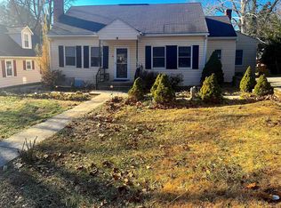 19314 Weaver Rd, Triangle, VA 22172