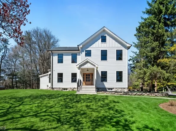 175 E Crescent Ave, Allendale Boro, NJ 07401