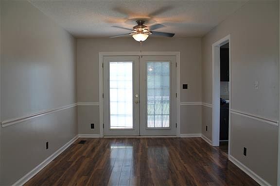 5th image of 1452 Buchanon Dr