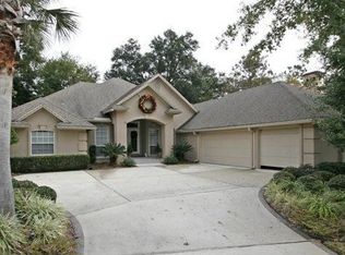 839 Chicopit Ln, Jacksonville, FL 32225