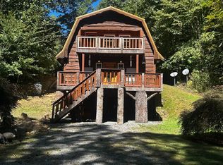 100 Gate Hollow Rd, Mountain City, TN 37683