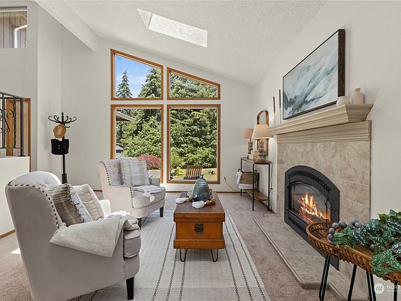 3rd image of 12708 126th Avenue Ct E