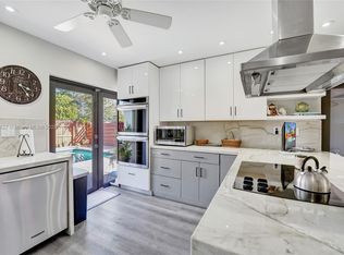 89 Juniper Rd, Hollywood, FL 33021