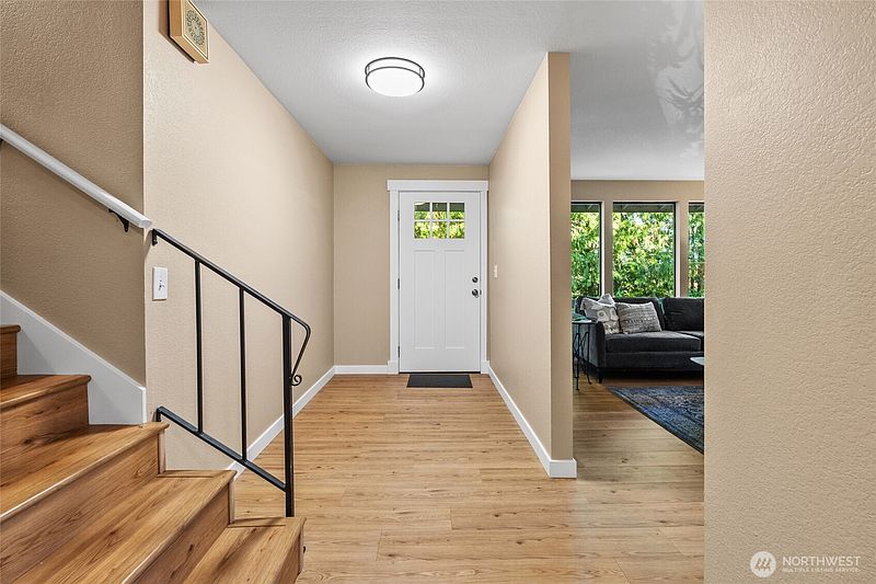 3rd image of 1117 Hopi Lane