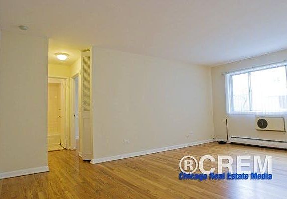 4th image of 1441 W Howard St APT 312