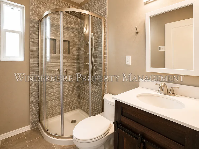 601 Hull Ave — Photo 12