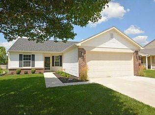 16641 Greensboro Dr, Westfield, IN 46074