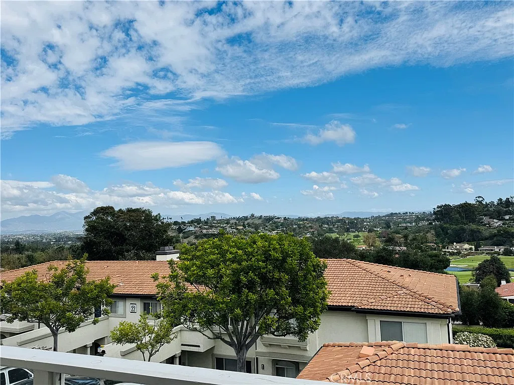 2 bed, 1097 sqft, $3,500 — Photo 4