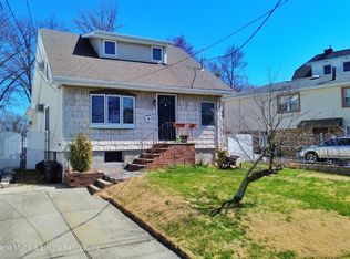127 Ridgecrest Ave, Staten Island, NY 10312