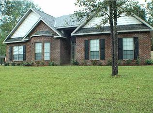 8431 Whitestone Pl, Semmes, AL 36575