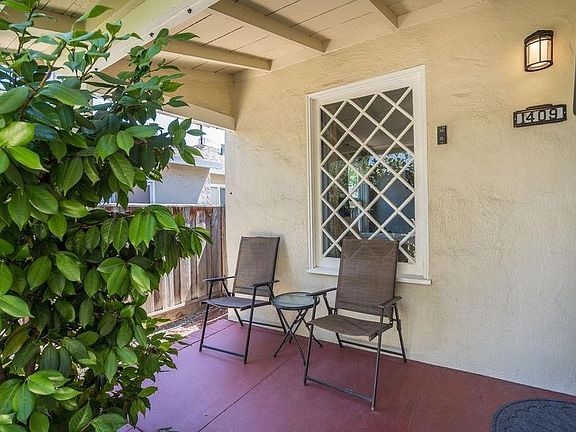 5th image of 1409 Forrestal Ave #1