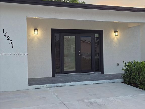 4th image of 14231 SW 286th St #A