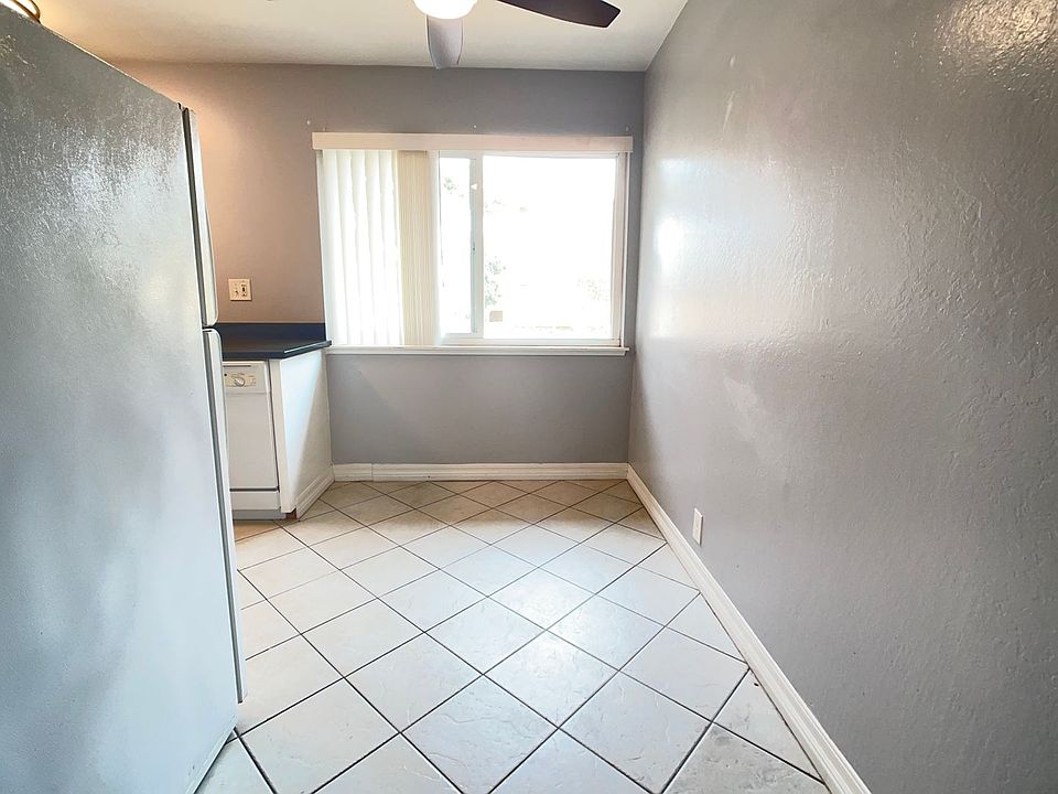 1st image of 1536 Oxford St #2