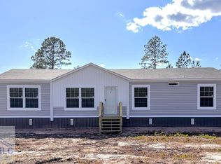 58 Odessa Rd, Jesup, GA 31546