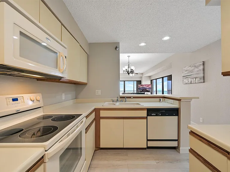 7700 Seawall Blvd #512 — Photo 21