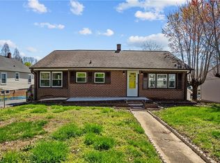 5087 Baux Mountain Rd, Winston Salem, NC 27105