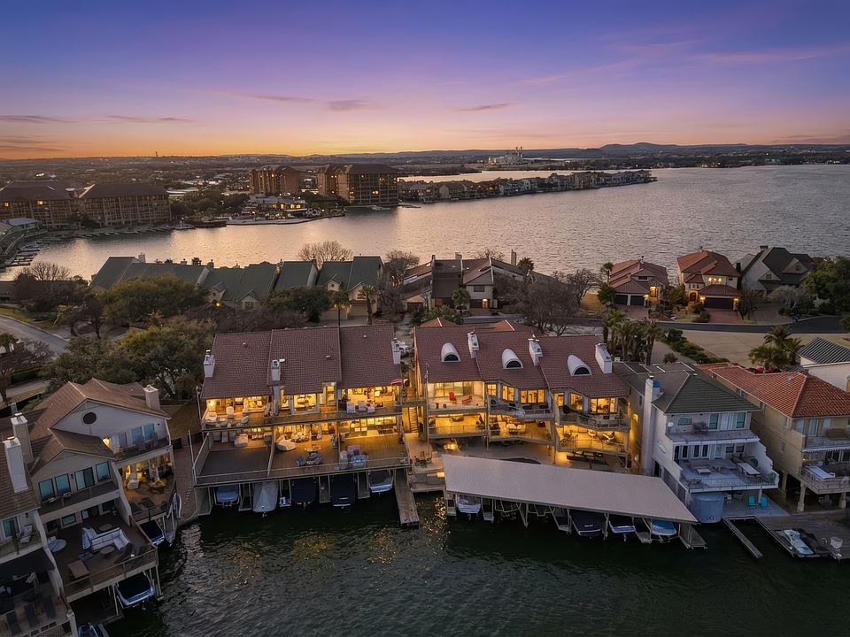 1st image of 403 Island Dr #202