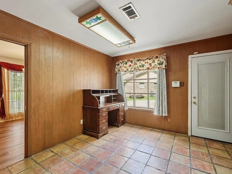 5710 Glasgow Ln — Photo 35